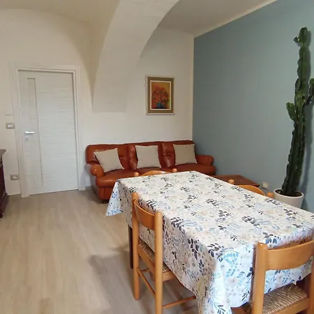 La Casa Di Abe - * קונאו