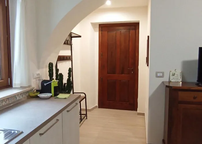 La Casa Di Abe - *